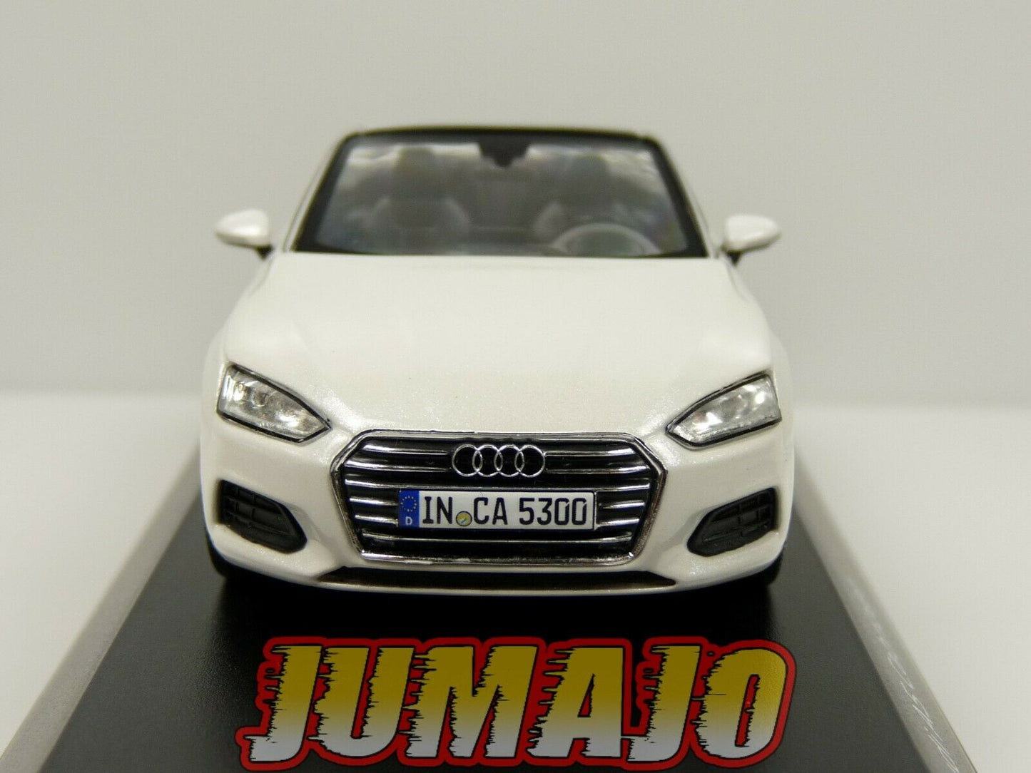 AUD7 voiture 1/43 SPARK : Audi A5 Cabriolet Tofana White