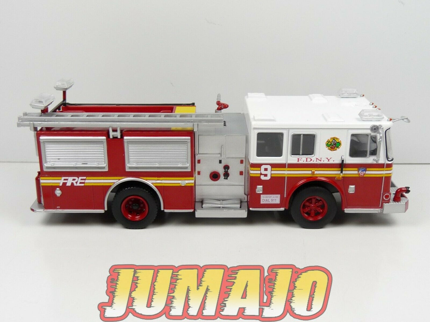 CPI2 camion POMPIER 1/43 Hachette Autopompa Seagrave Pumper USA 2003 Chinatown