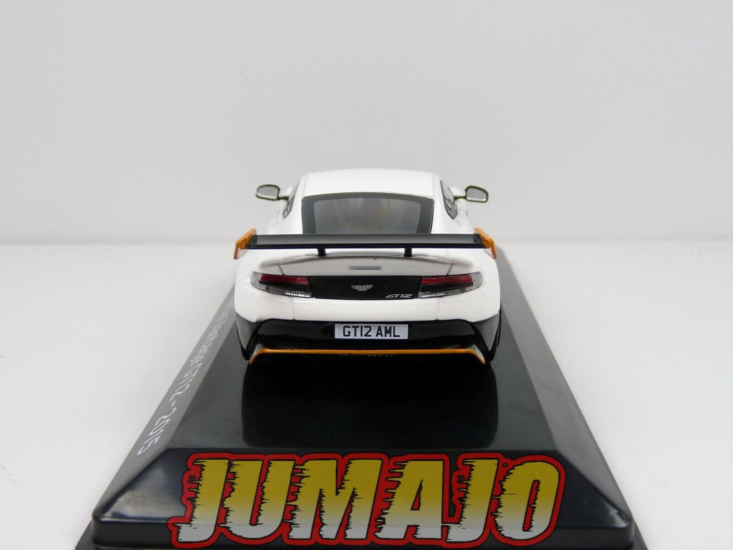 SC38 voiture 1/43 SALVAT Supercars : ASTON MARTIN Vantage GT12 2015