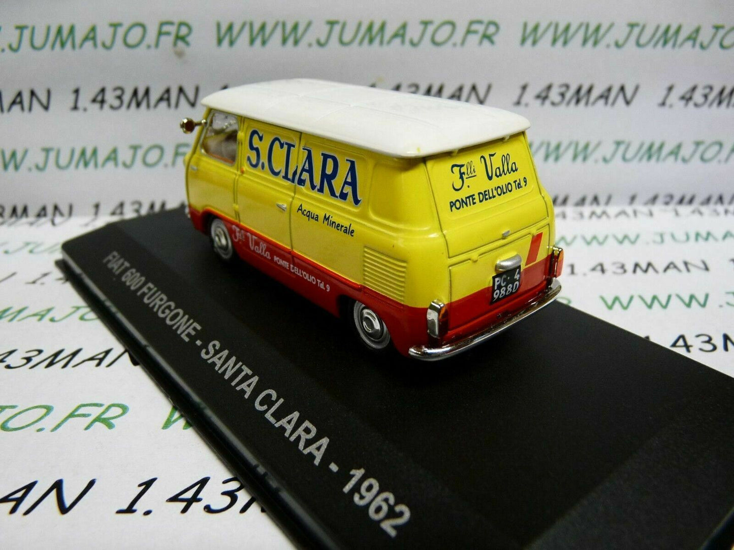 PIT19 1/43 IXO Véhicules d'époque ITALIE : FIAT 600 Fourgon Santa Clara 1962