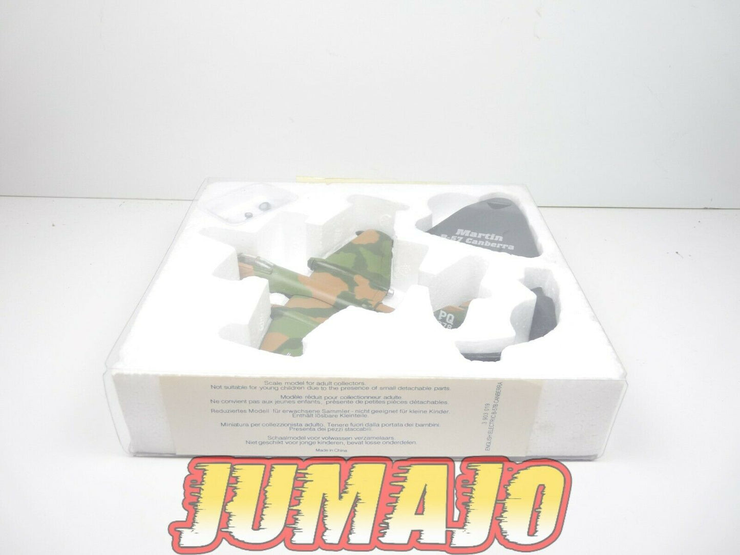 AV10 AVION militaire 1/144 : MARTIN B-57 Camberra