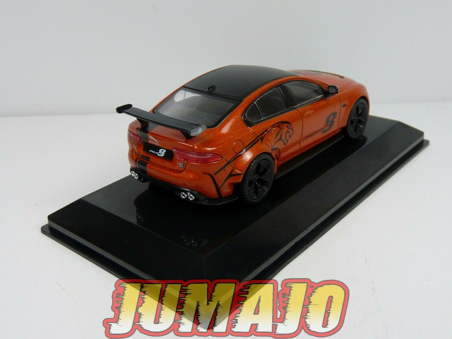 SC42 voiture 1/43 SALVAT Supercars : JAGUAR XE SV Project 8 2017