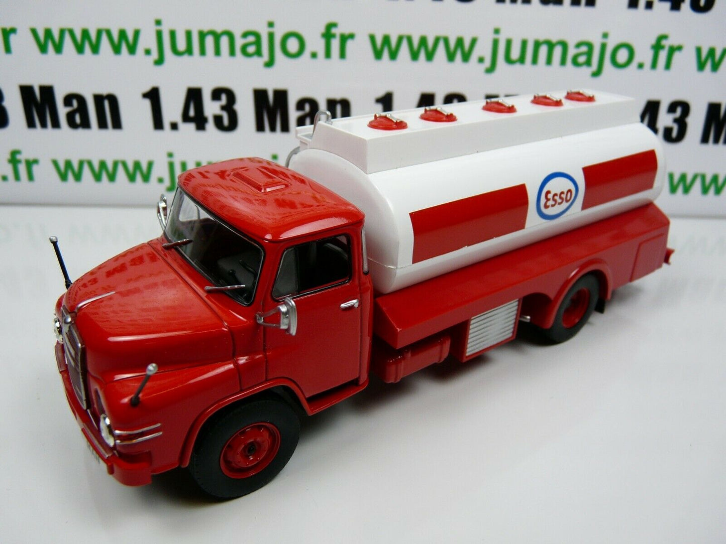lot 4 CAMIONS truck LKW 1/43 DéAgostini IXO magirus MAN esso Mercedes VOLVO F88