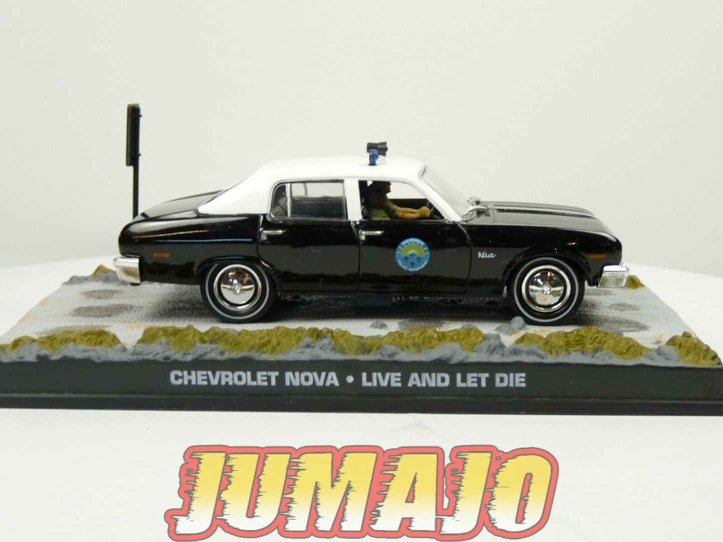 JB43 voiture 1/43 IXO 007 JAMES BOND : CHEVROLET Nova live and let die