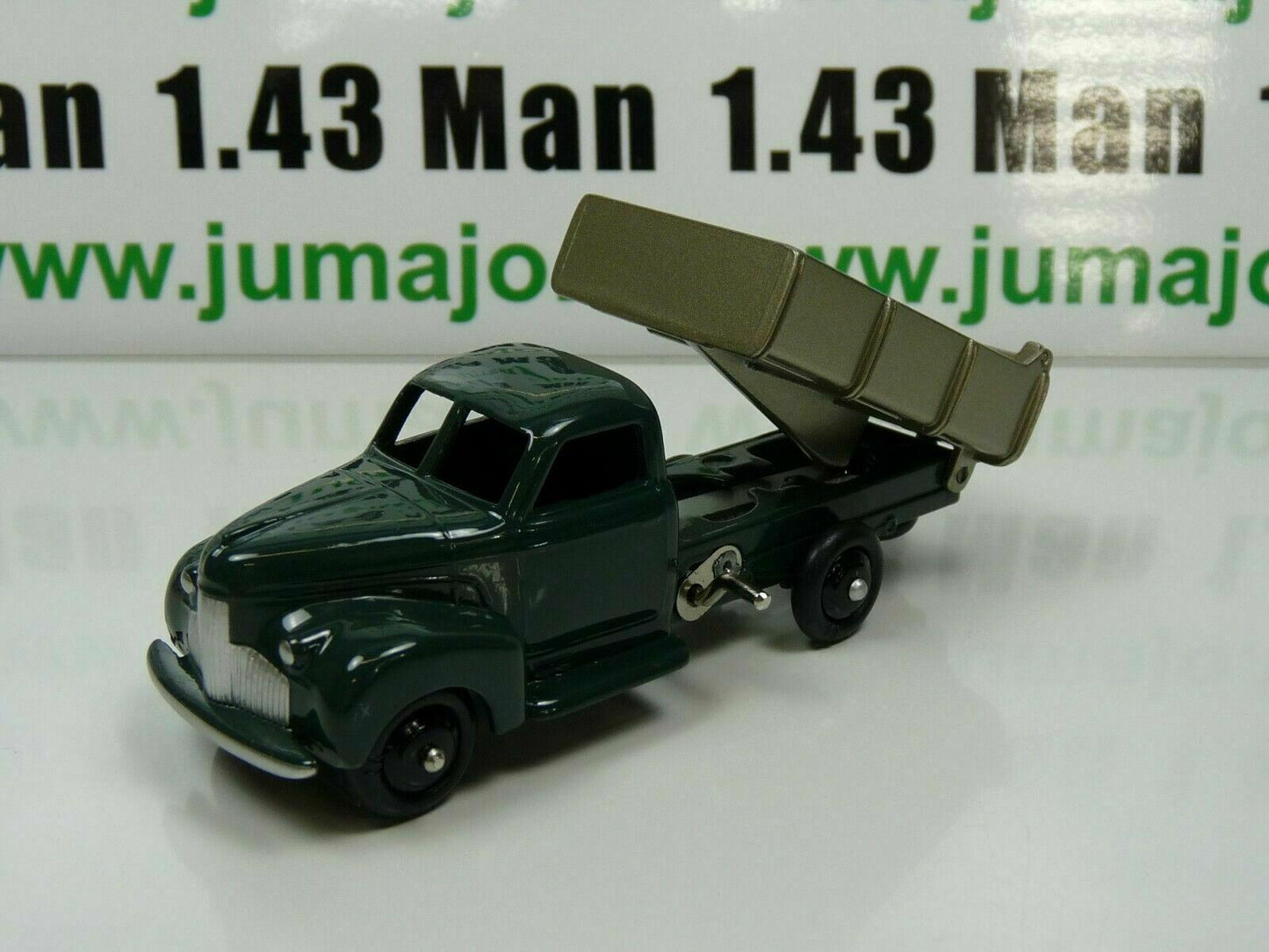 DT53 Voiture réédition DINKY TOYS atlas : 25M Studebaker Benne Basculante