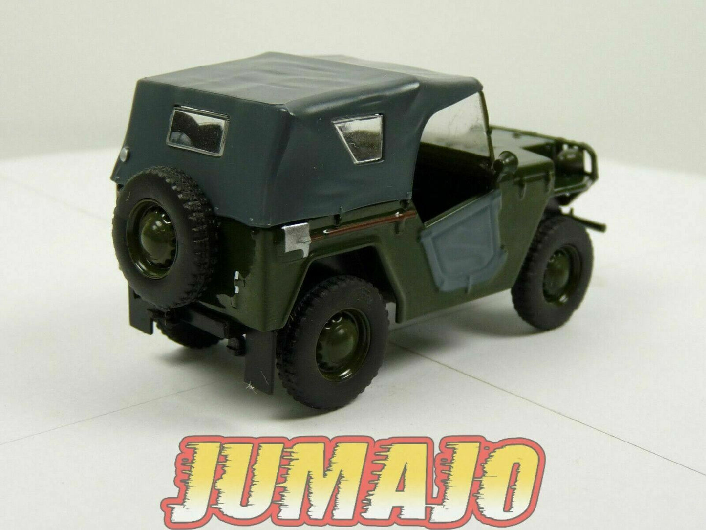 RUS0 Voiture1/43 IXO déagostini RUSSE URSS : Nati Ar