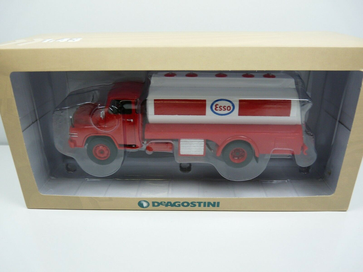 lot 4 CAMIONS truck LKW 1/43 DéAgostini IXO magirus MAN esso Mercedes VOLVO F88