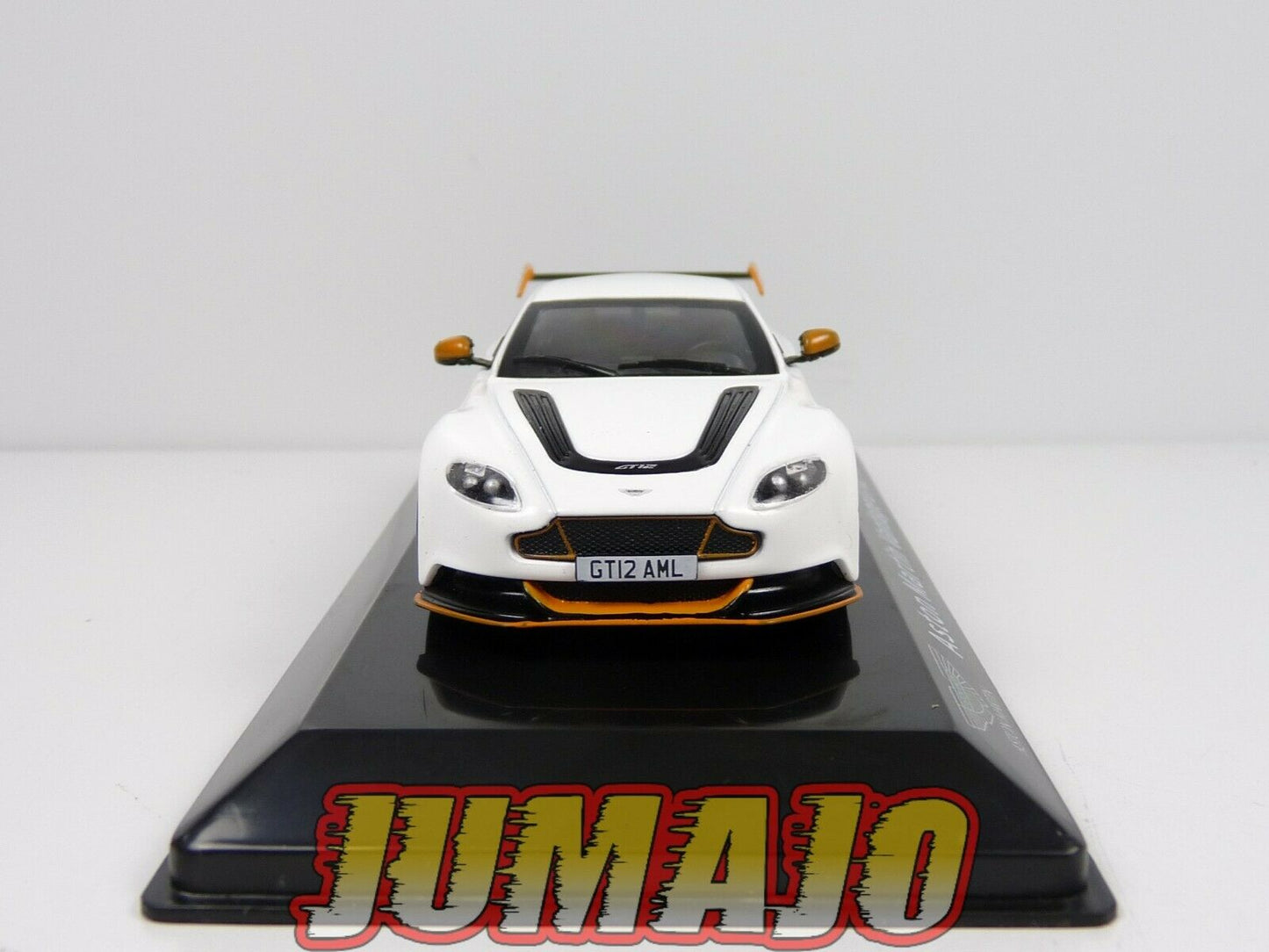 SC38 voiture 1/43 SALVAT Supercars : ASTON MARTIN Vantage GT12 2015
