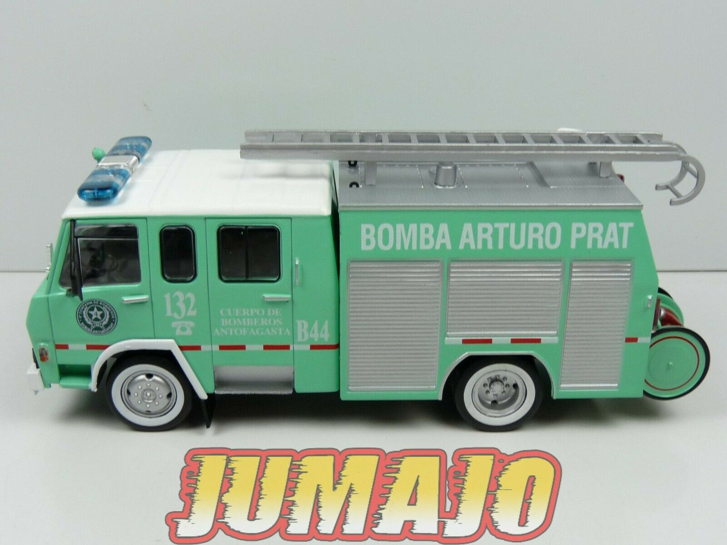 CPI7 camion POMPIER 1/43 Hachette Autopompa Berliet 770KB6 Chile 1974