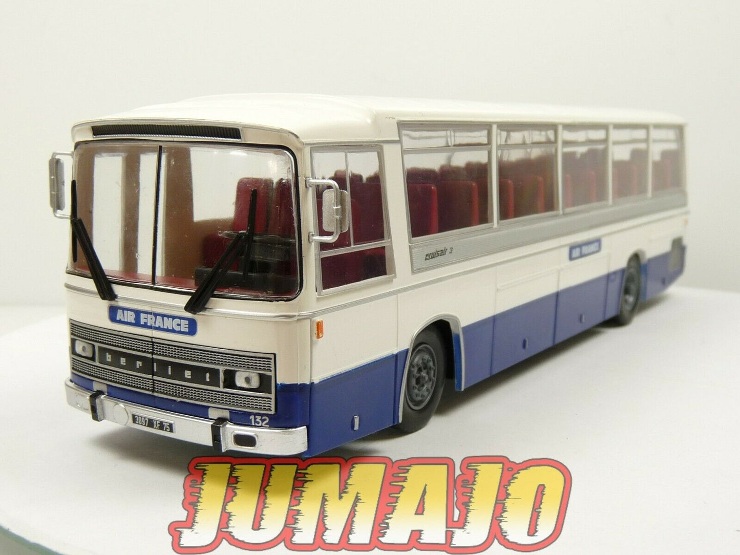 BUS62 Bus 1/43 IXO Hachette BERLIET Cruisair 3 Air France Orly Le Bourget 1969