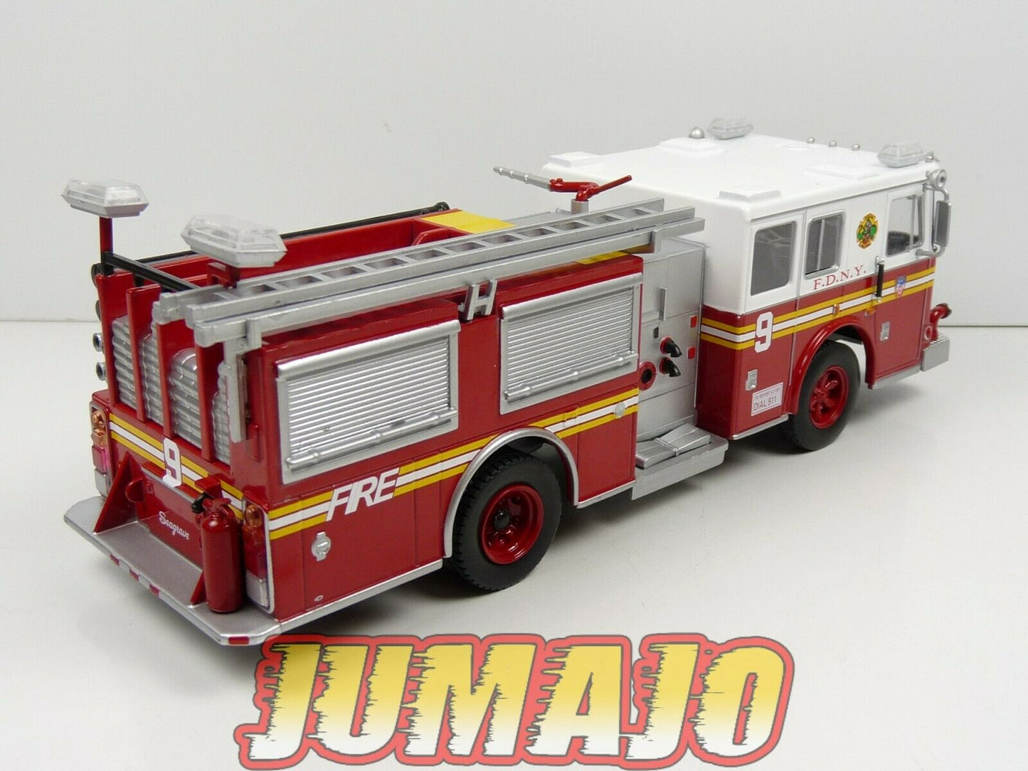 CPI2 camion POMPIER 1/43 Hachette Autopompa Seagrave Pumper USA 2003 Chinatown