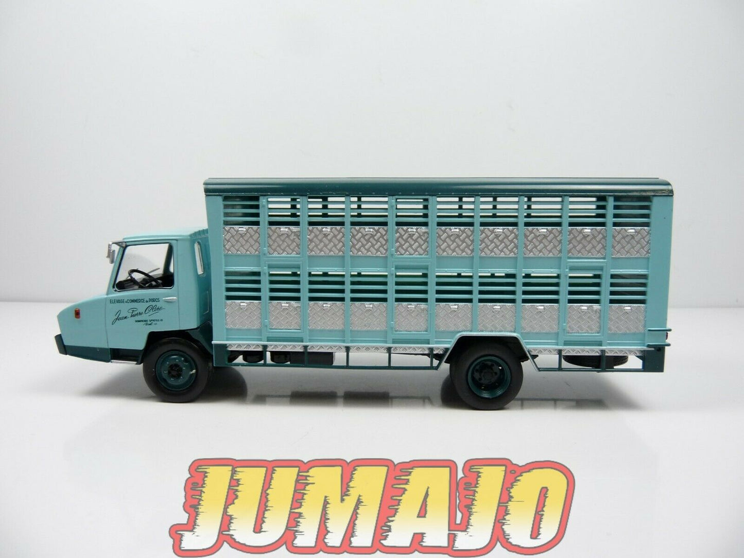 BER9 CAMIONS 1/43 Hachette IXO BERLIET : BERLIET Stradair 10 cochonnière