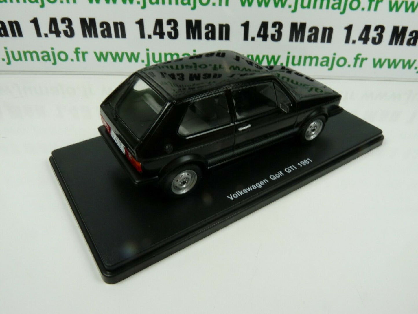 VQ25 Voiture 1/24 SALVAT Models : VOLKSWAGEN GOLF I GTI 1981