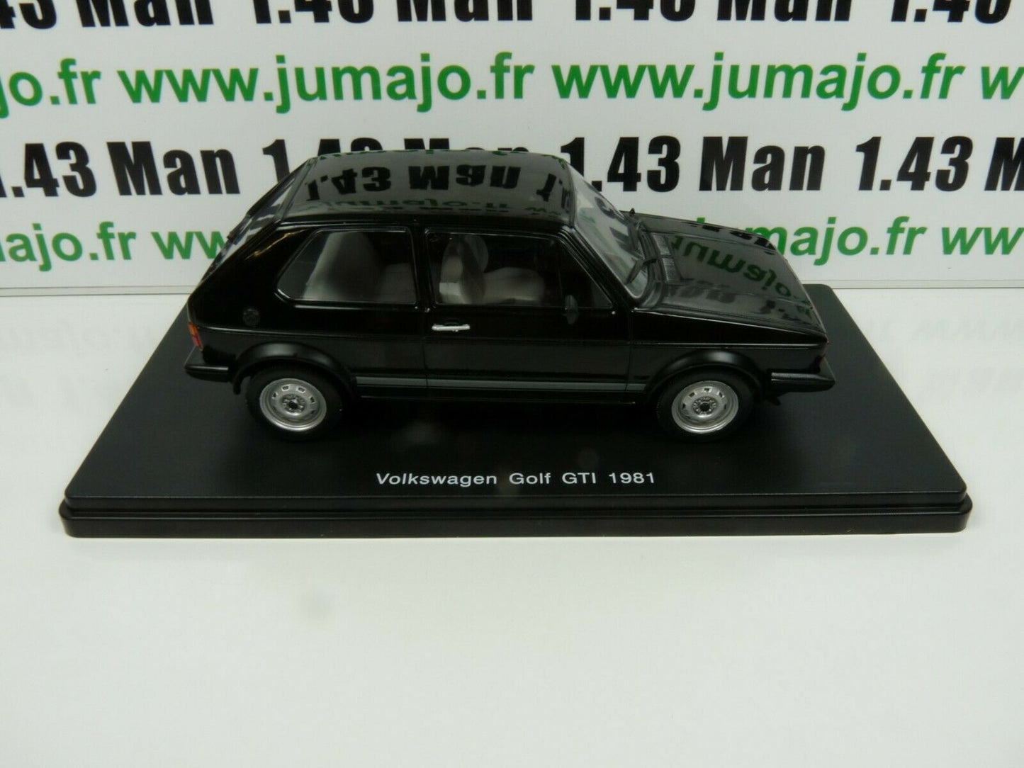 VQ25 Voiture 1/24 SALVAT Models : VOLKSWAGEN GOLF I GTI 1981