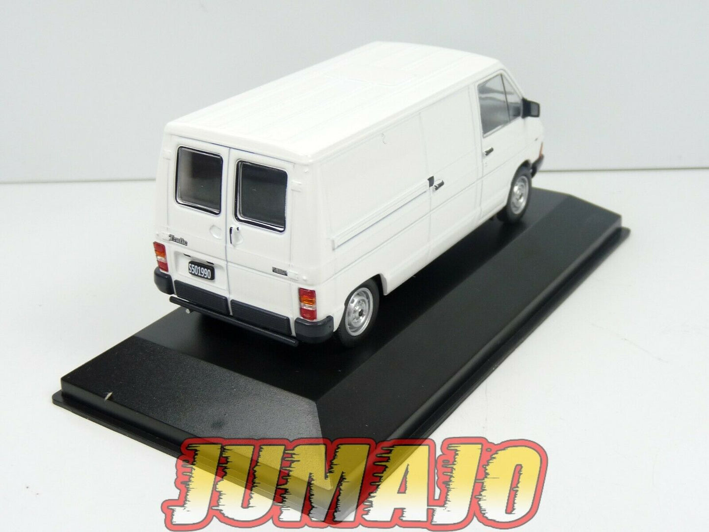 AQV19 Voiture 1/43 SALVAT Inolvidables 80/90 : RENAULT Trafic 1986 tôlé blanc L1H1