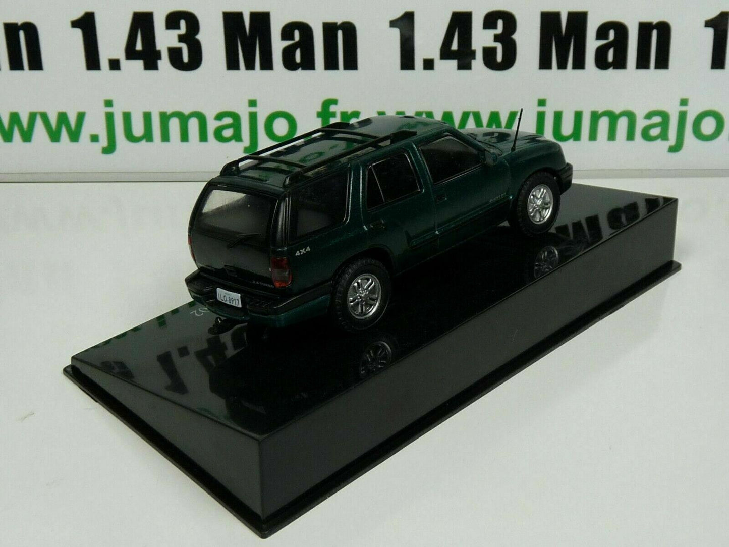 CVT37 voiture 1/43 IXO Salvat BRESIL CHEVROLET : Blazer 2nd Generation 2002