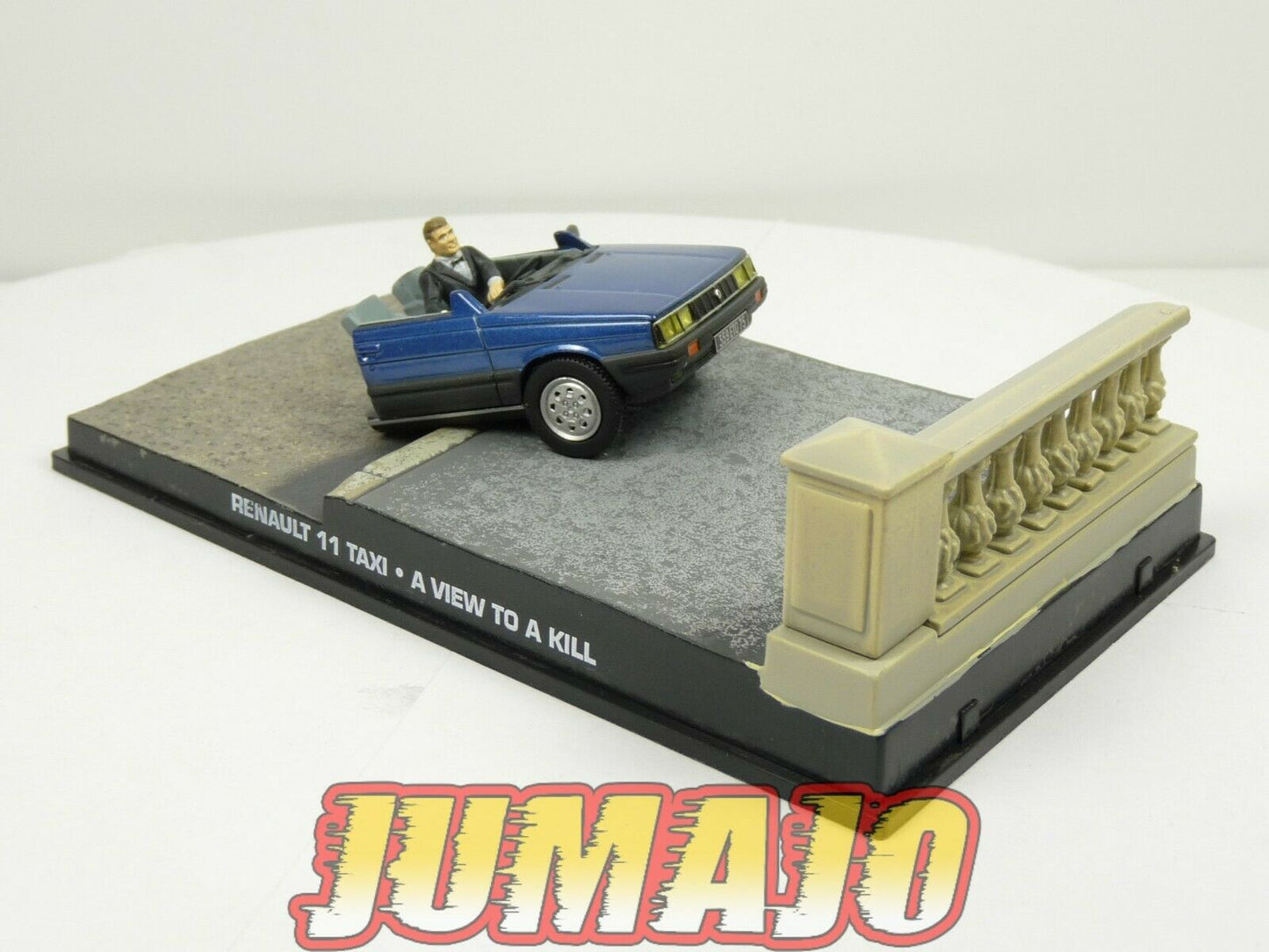 JB139 voiture 1/43 IXO 007 JAMES BOND : RENAULT 11 Taxi coupé a view to kill CADEAU