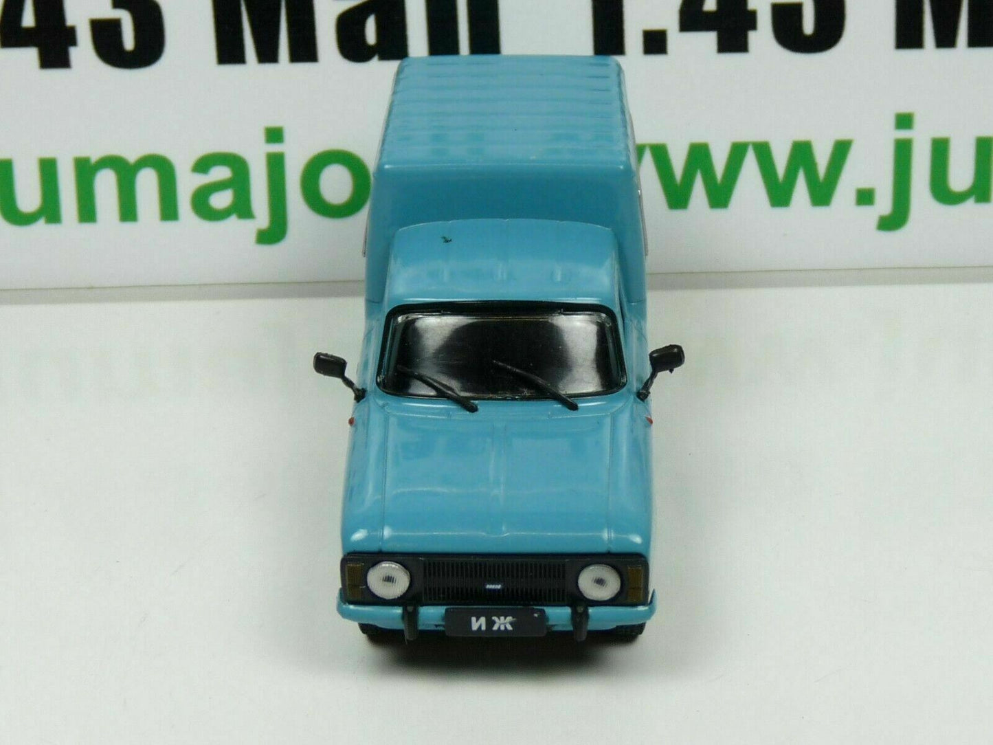 RUS5 Voiture 1/43 IXO déagostini RUSSE URSS : AZLK IZH-27156 VAN