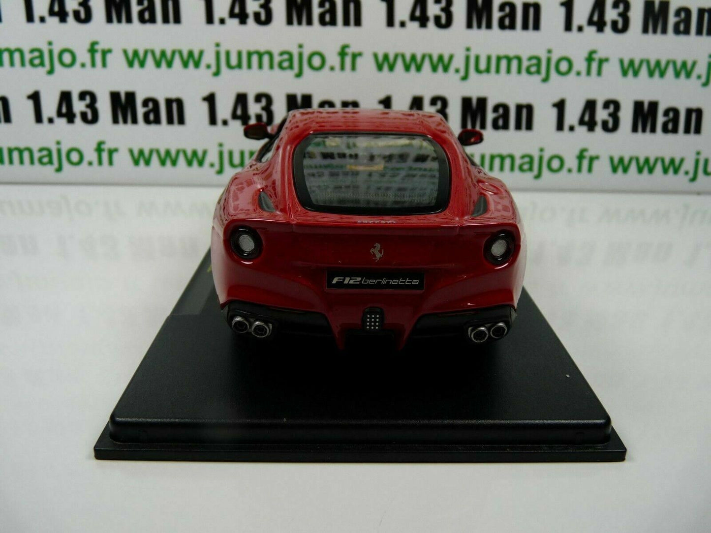 FVQ61 Voiture 1/24 HACHETTE FERRARI GT : F12 BERLINETTA-2012
