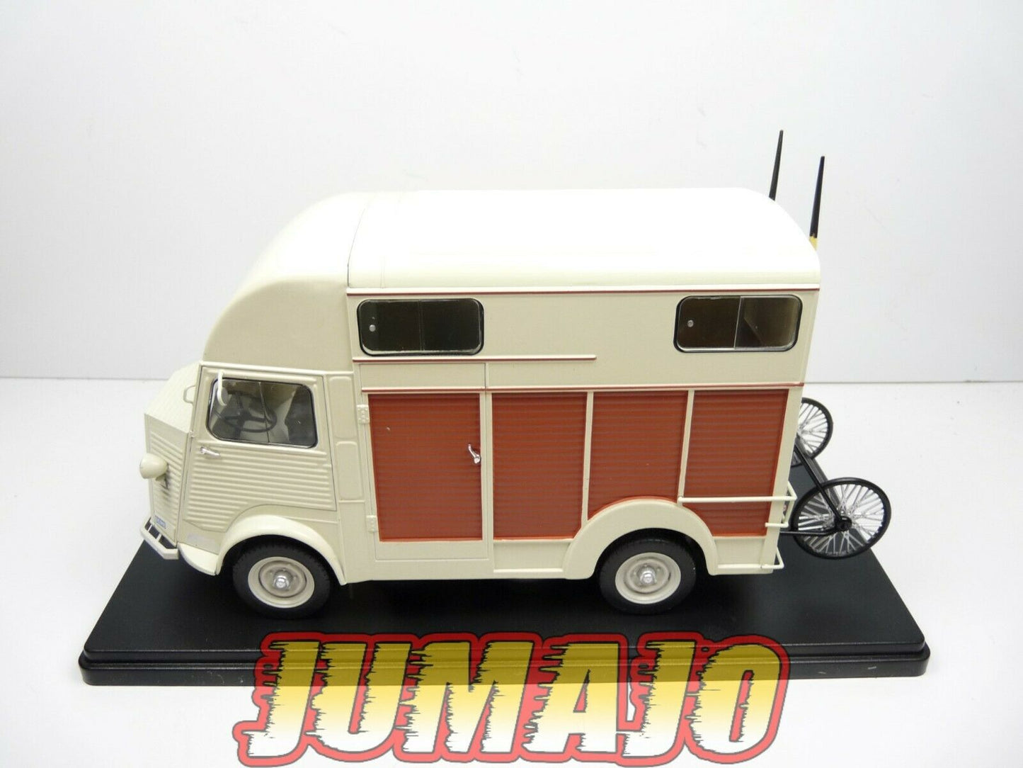 CVQ3 Voiture 1/24 HACHETTE CITROËN : Type H HY carrosserie van chevaux Heuliez