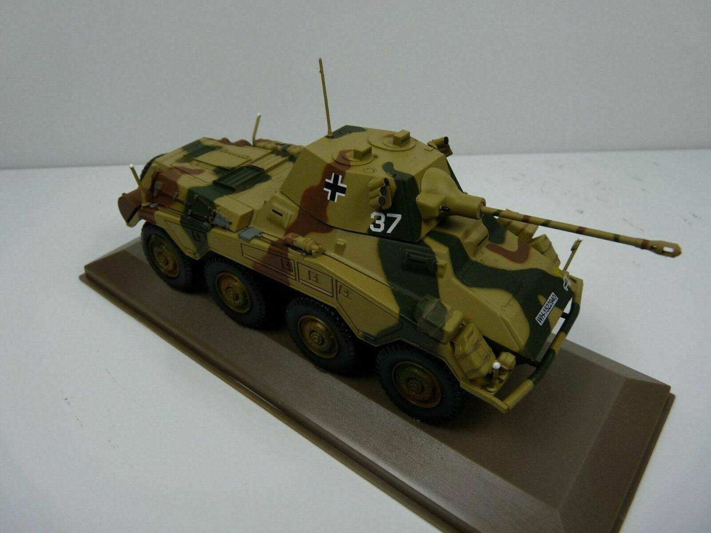 BL4 Atlas IXO 1/43 Blindés WW2 : SdKfz 234/2 Puma blindés lourd 8 roues
