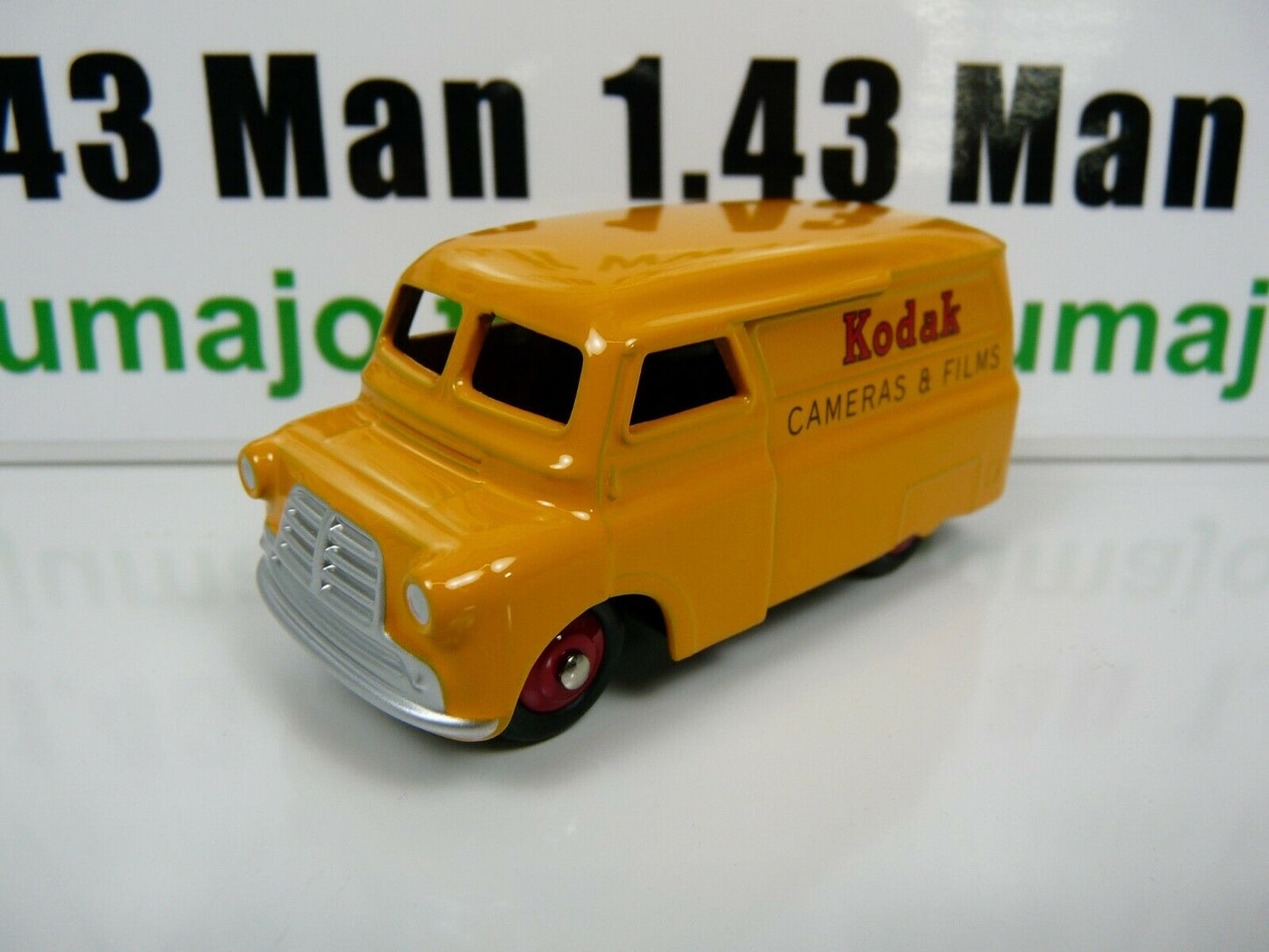 DT211 Voiture 1/43 réédition DINKY TOYS DeAgostini : BEDFORD Kodak 480