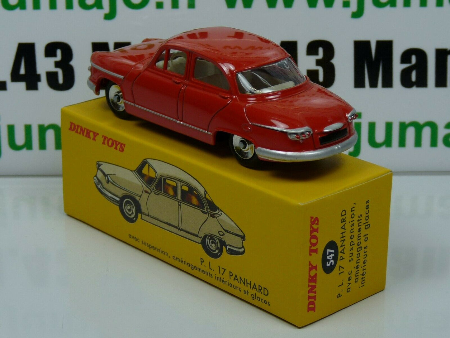 DT257 Voiture 1/43 réédition DINKY TOYS DeAgostini : PANHARD PL17 547