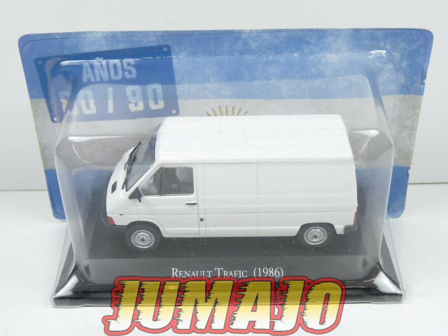 AQV19 Voiture 1/43 SALVAT Inolvidables 80/90 : RENAULT Trafic 1986 tôlé blanc L1H1