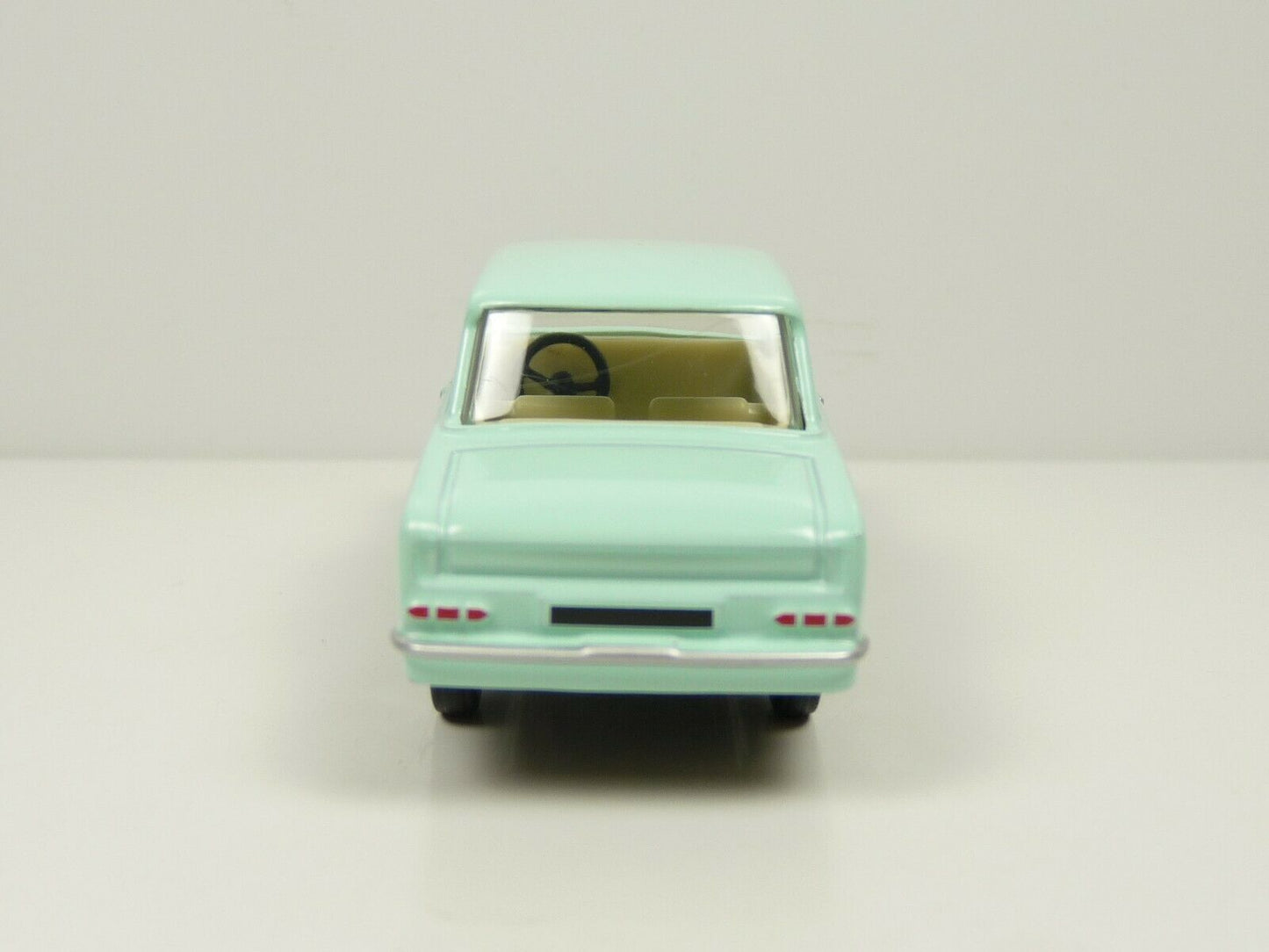 DT216 Voiture 1/43 réédition DINKY TOYS DeAgostini : OPEL Kadett 540