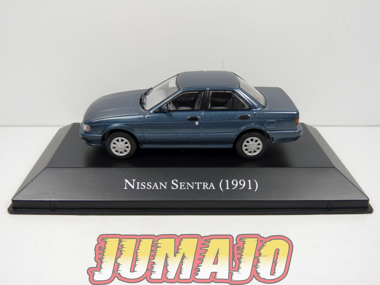 ARG132 Voiture 1/43 SALVAT Inolvidables : Nissan Sentra 1991
