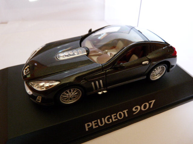 COTZ Voiture 1/43 norev concept car : PEUGEOT 907