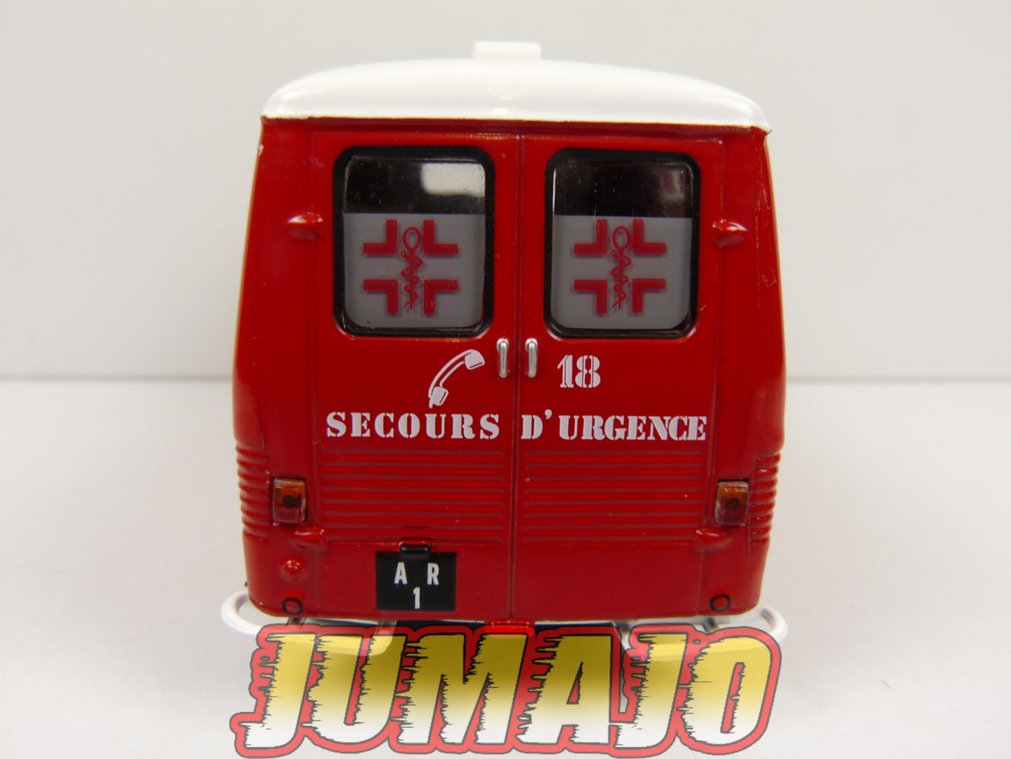 CPL1 Véhicules Légers Sapeurs Pompiers 1/43 Hachette IXO Peugeot J7 Ambulance Paris