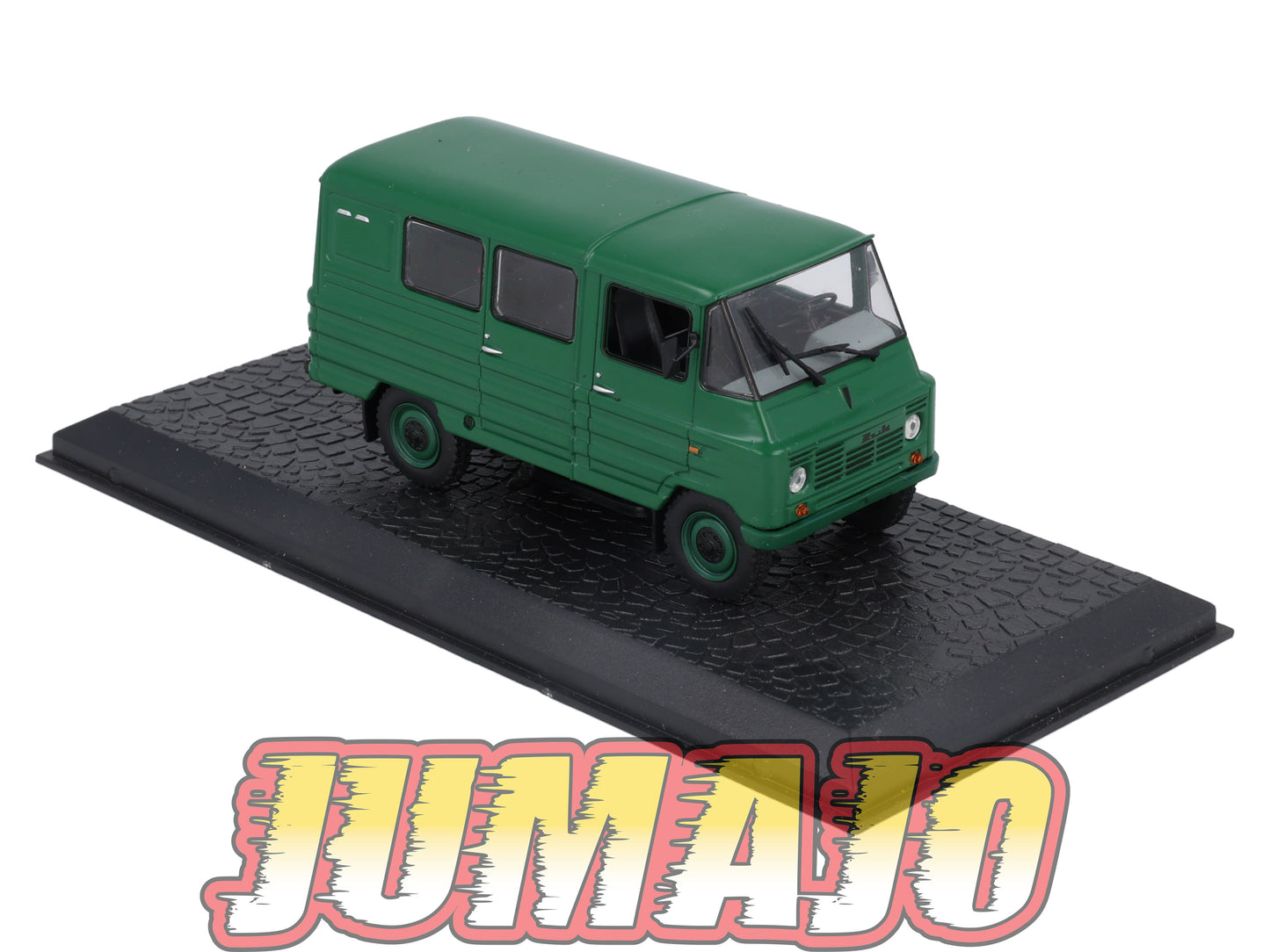 DDRT29 CAMIONS 1/43 Atlas IXO : FSC Zuk A 07