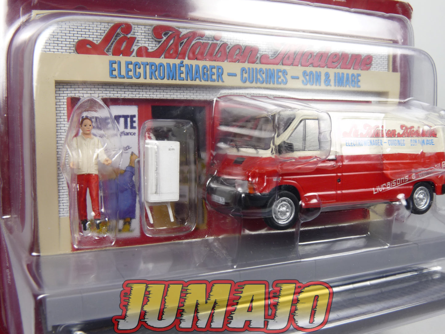 DIO15 Voiture + diorama 1/43 IXO : Métiers de France Renault Trafic "Electroménager"