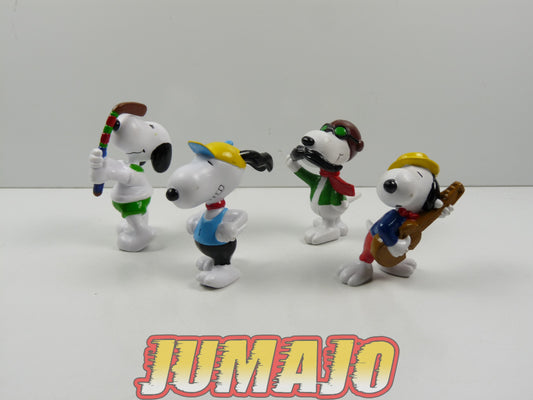 FIG102 : Lot de 4 figurines "Snoopy" SCHLEICH 6cm : Snoopy Aviateur + Hockey + Course + Guitare