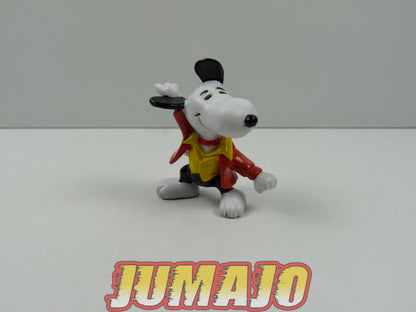 FIG97 : Lot de 4 figurines "Snoopy" SCHLEICH 6cm : Snoopy Indien + Course + Danse + Frisbee