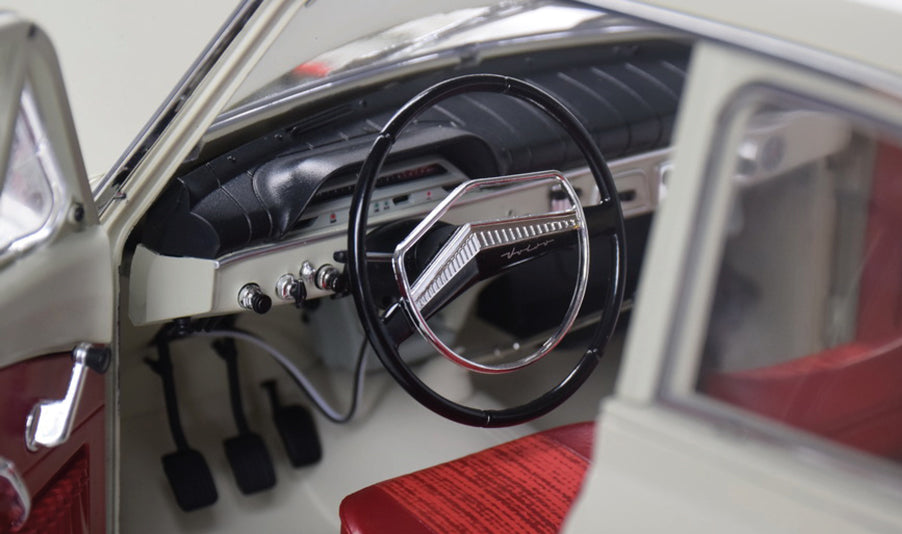 IXC15 Voiture 1/8 IXO Kit à monter : Volvo 122S