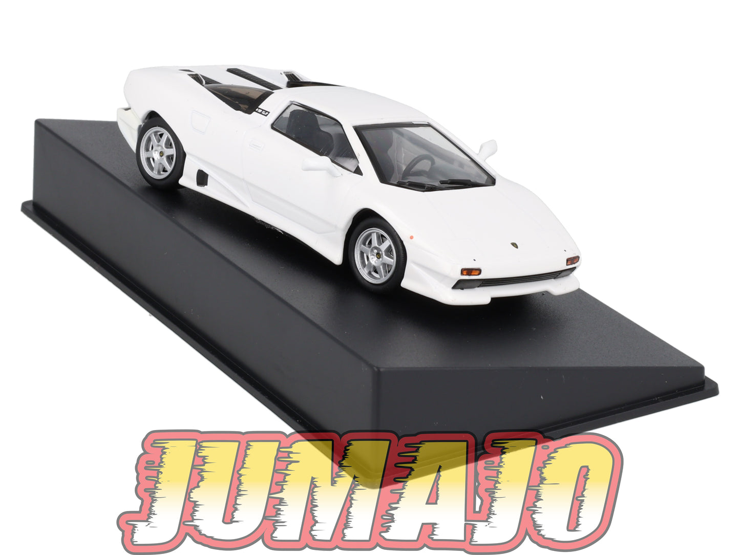 LB56 voiture 1/43 IXO LAMBORGHINI : P 140 1988