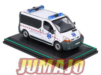 LUX103 Voiture 1/43 CARARAMA : RENAULT Trafic Ambulance (Dci 100)