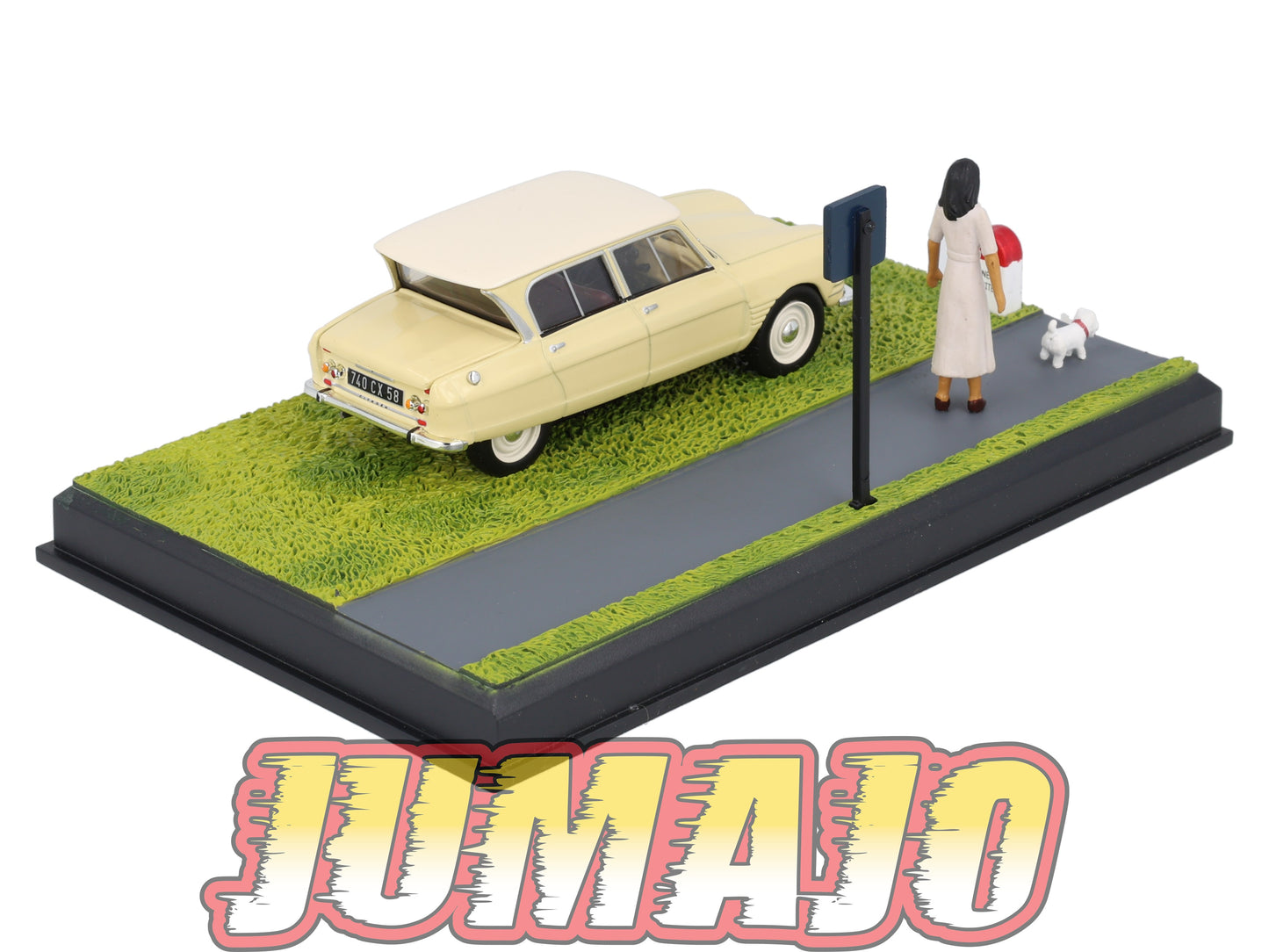 NB11 Voiture IXO 1/43 Diorama Route bleue CITROEN AMI 6 "la promenade du chien"