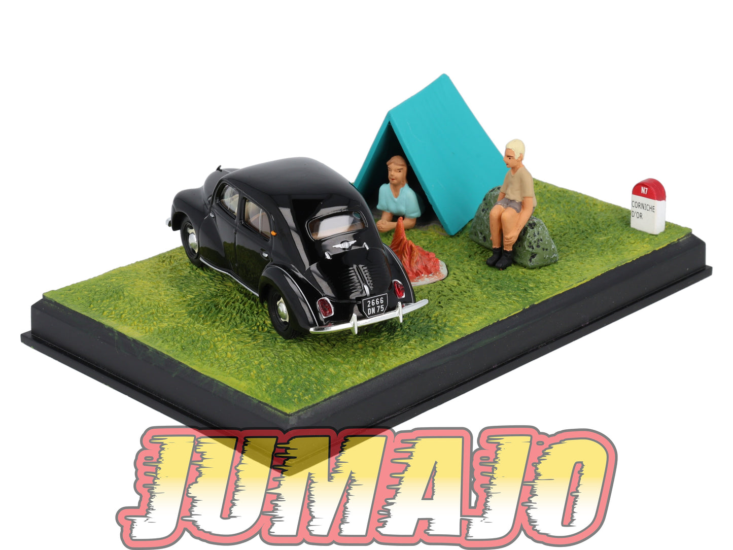 NB17 Voiture IXO 1/43 Diorama Route bleue RENAULT 4CV "le camping"