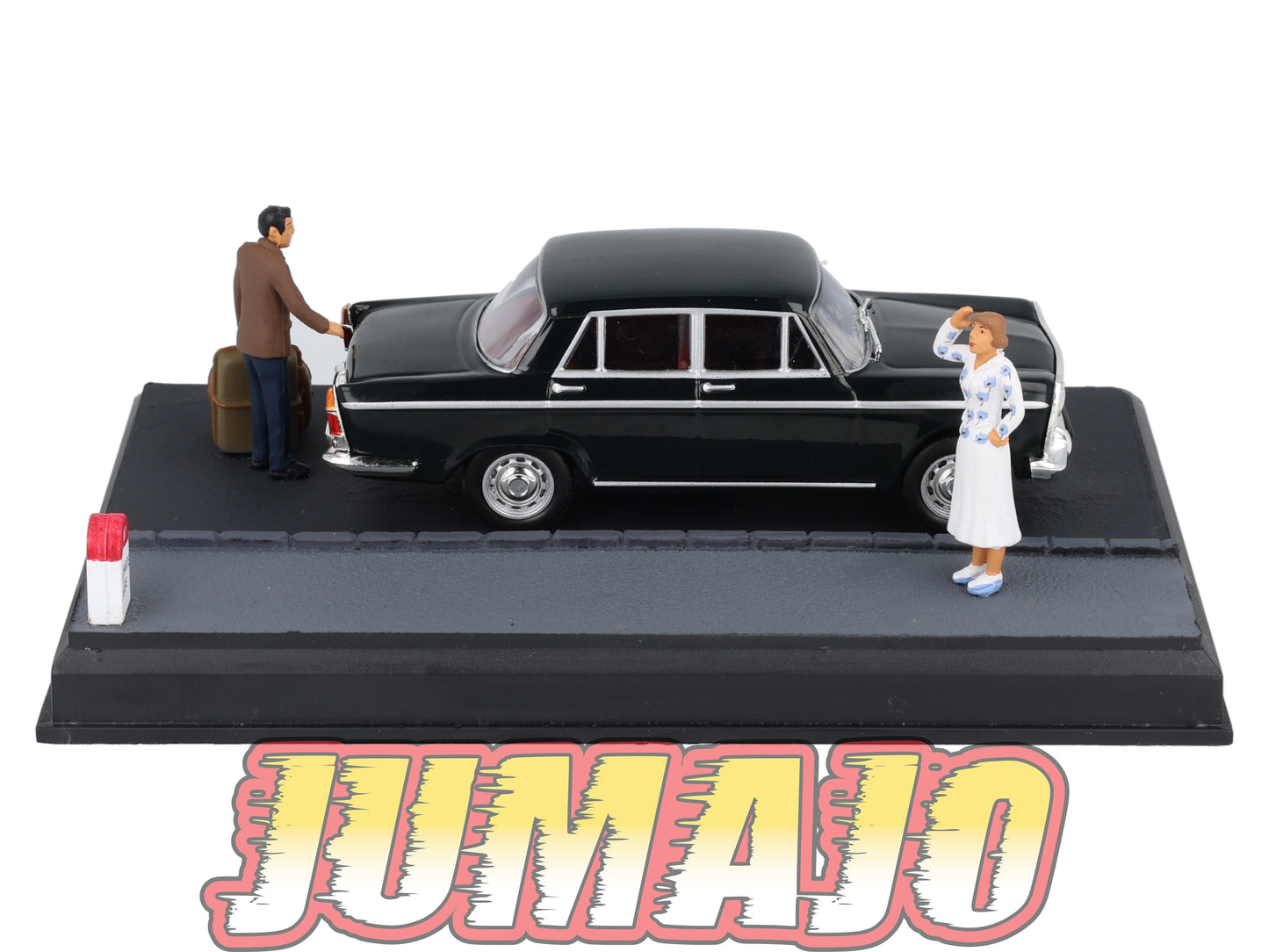 NB38 Voiture IXO 1/43 Diorama Route bleue SEAT 1500 L'Hôtel des Voyageurs