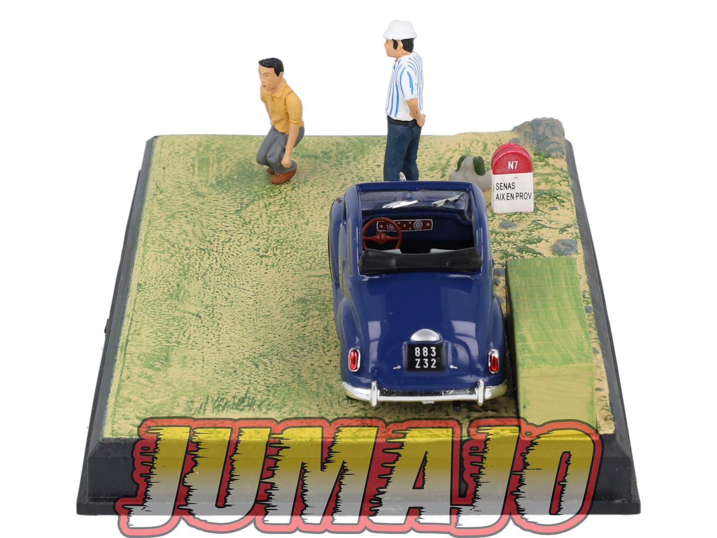 NB58 Voiture IXO 1/43 Diorama Route bleue FIAT 500 Topolino partie de pétanque