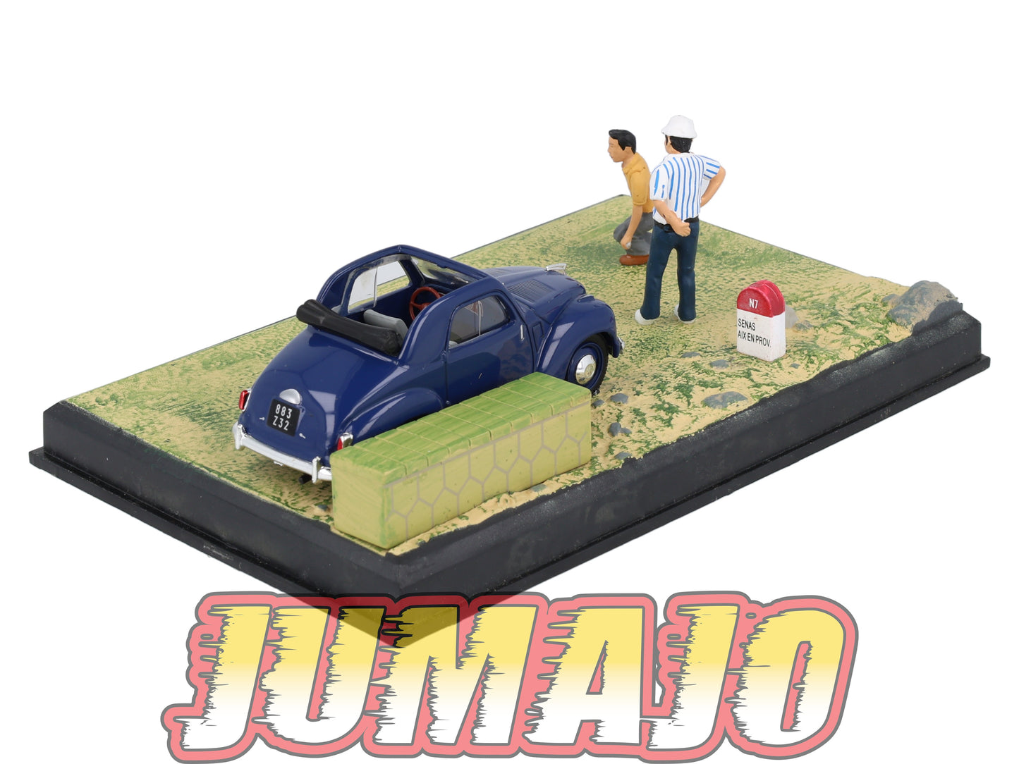 NB58 Voiture IXO 1/43 Diorama Route bleue FIAT 500 Topolino partie de pétanque