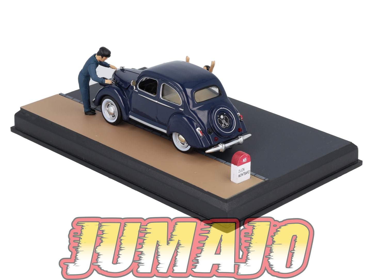 NB72 Voiture IXO 1/43 Diorama Route bleue PANHARD Dyna X "Le lavage"