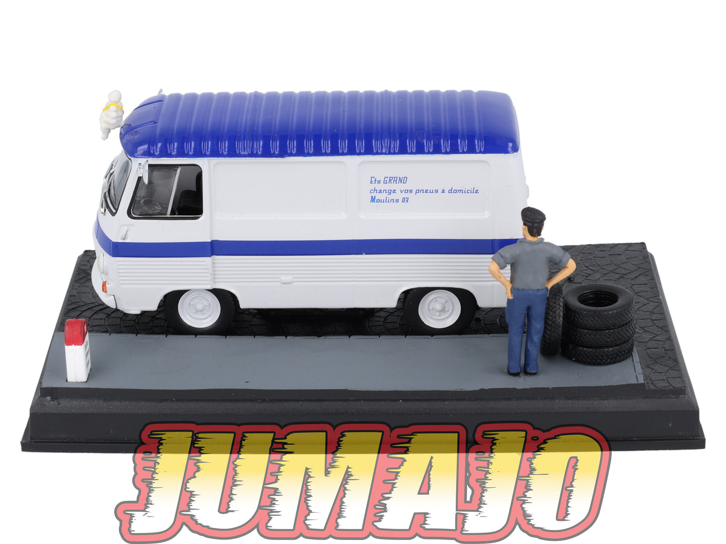 NB75 Voiture IXO 1/43 Diorama Route bleue PEUGEOT J7 Michelin "La livraison de pneus"