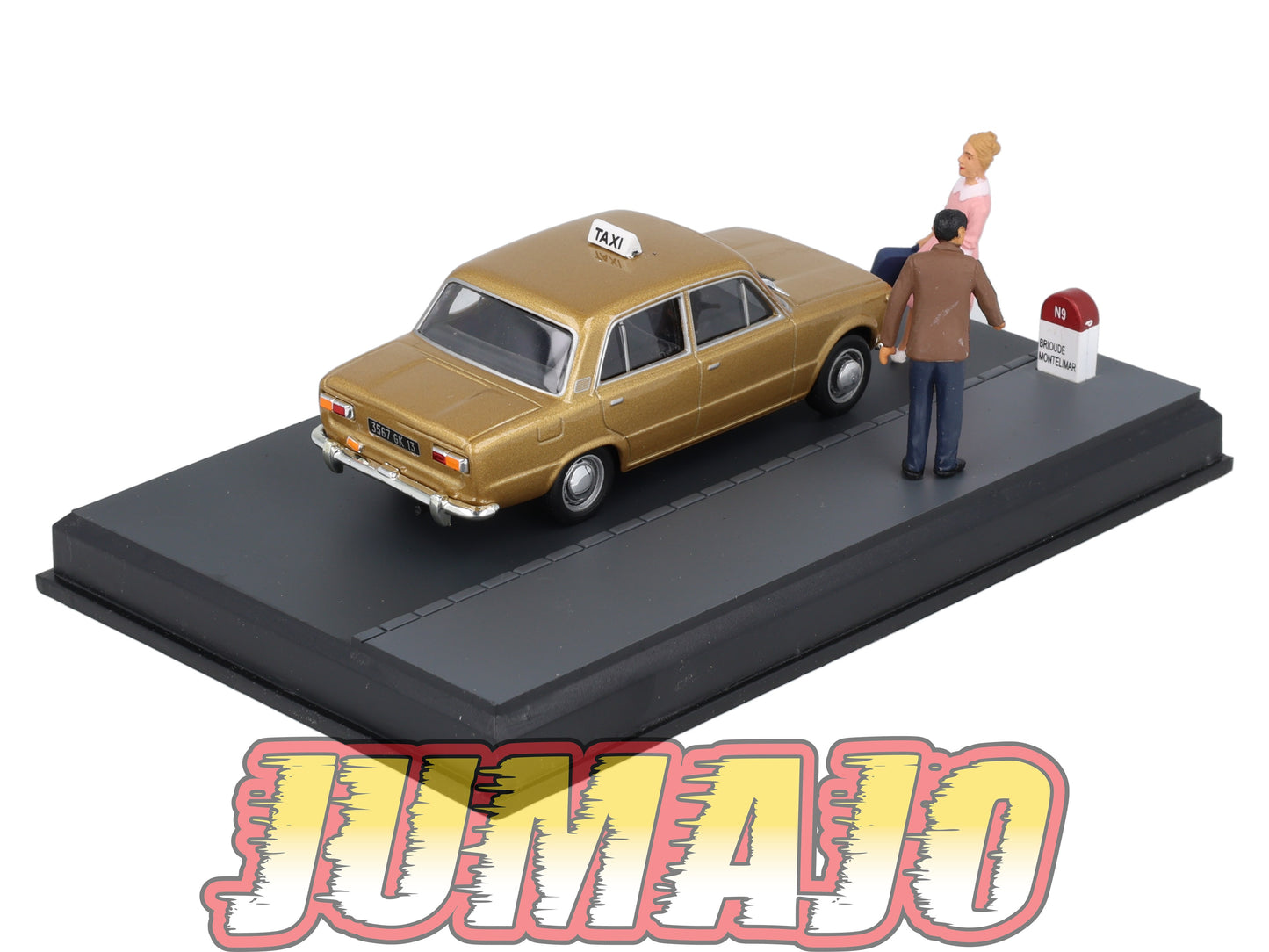 NB80 Voiture IXO 1/43 Diorama Route bleue LADA 1200 Taxi