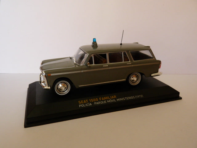 POS100Z voiture 1/43 IXO altaya POLICE Espagne : SEAT 1500 Familiar 1972 Policia