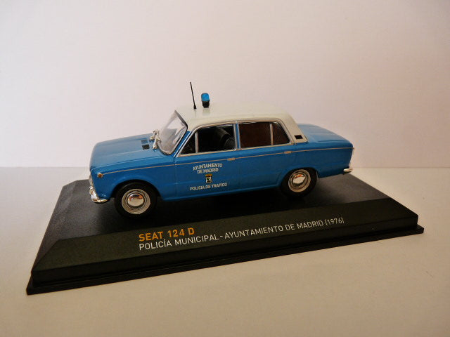 POS20Z voiture 1/43 IXO altaya POLICE Espagne : SEAT 124 D 1976 Policia municipal