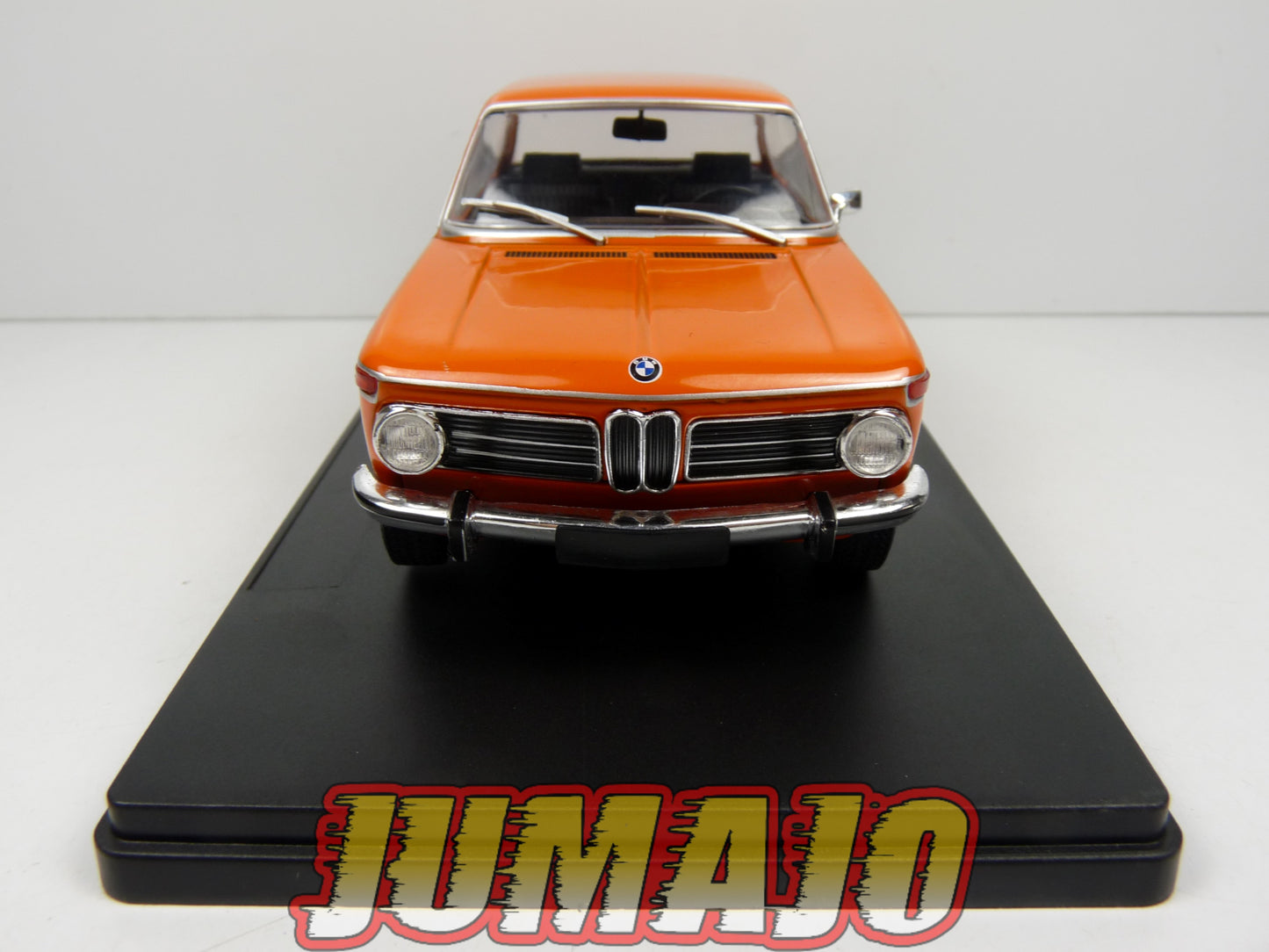 PTVQ36 Voiture 1/24 SALVAT Models : BMW 2002 TII 1971